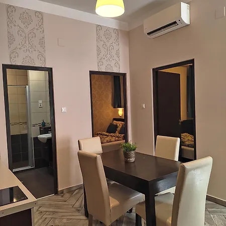Fashionstreet City Center Blue Appartement *